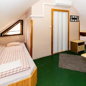 Nocleg ze śniadaniem Csillagtura Panzio